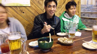 島の居酒屋へ