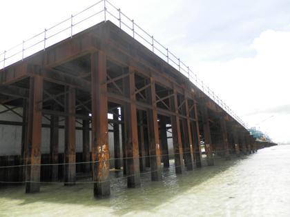 海側からの高架橋現場 海側からの高架橋現場
