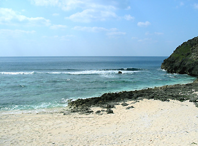 与那国島　ダンヌ浜