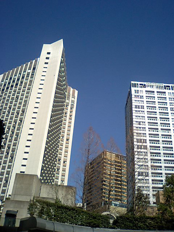 六本木一丁目の空