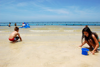 すっかり夏のビーチ 2008/05/25 12:52:20