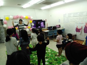 英語リトミック体験♬ ありがとうございました! 英語リトミック体験♬ ありがとうございました!