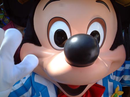 ディズニーシーに行ってきます。