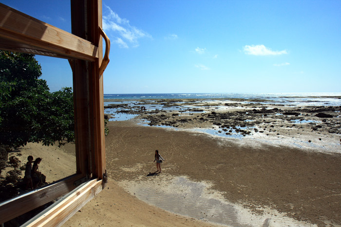 浜辺の茶屋