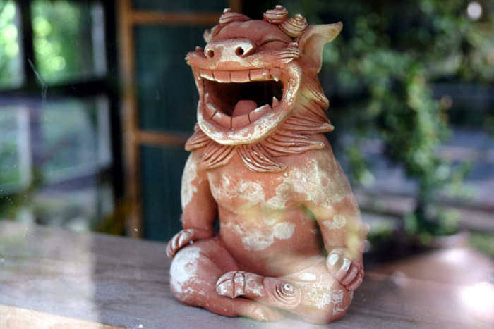 笑いシーサー