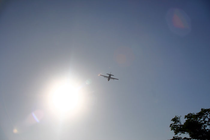 基地の空