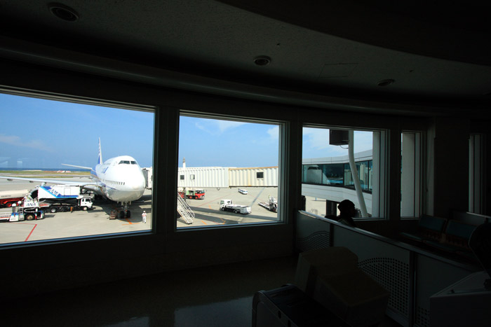 沖縄旅行 一日目 空港にて。