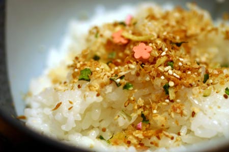 沖縄そばふりかけ食べました。