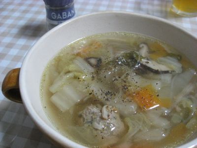 白菜と団子のスープ