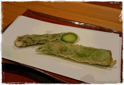 目の前で揚がる美味な天ぷら