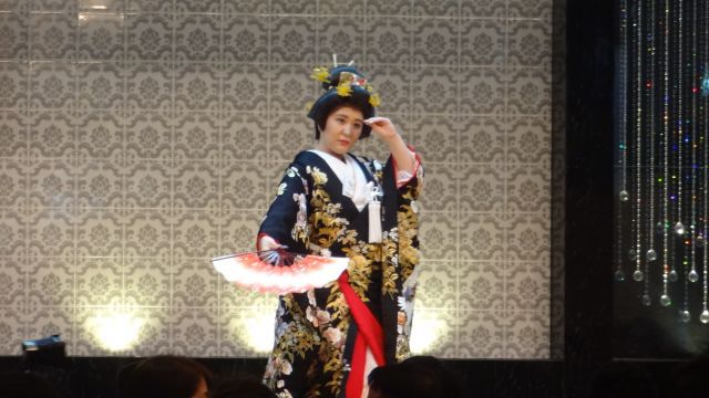 新郎新婦のお手伝い! 新郎新婦のお手伝い!
