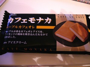 カフェモナカ