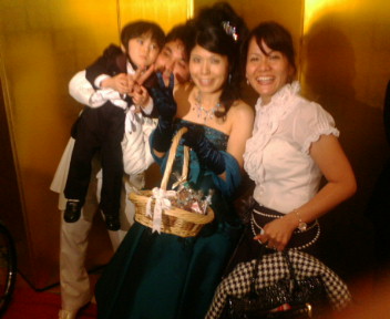 新郎新婦のお手伝い!