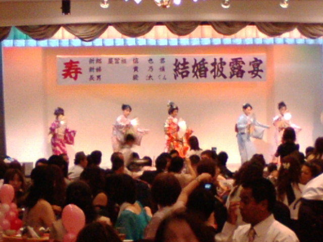 新郎新婦のお手伝い!
