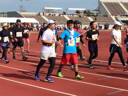 ” 42.195 ” きっと出会える人・夢・愛 ” 42.195 ” きっと出会える人・夢・愛