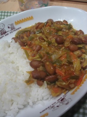 お豆さんたっぷりのキーマカレー風