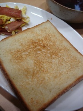 真四角食パン