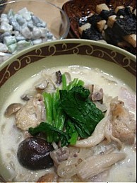 骨付きチキンのクリーム煮 12/11
