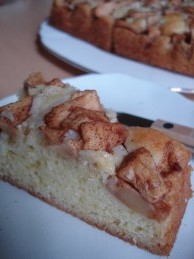今日のおやつ★りんごのケーキ