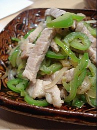 残ったひじきの煮物で玄米炒飯