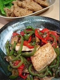 ピーマンと豆腐のスタミナ源たれ炒め