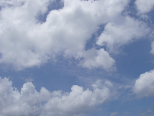 沖縄の雲 3