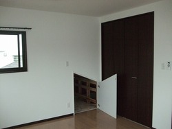 『ブラウンで大人の雰囲気を。。。』那覇市首里で新築木造の家、完成しました。