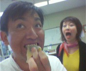 蝿オンナ