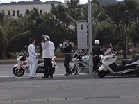 捕まると〜 2008/02/28 13:12:41