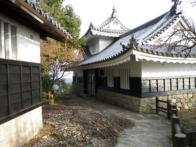 金華山、岐阜城で織田信長の呪いをうける