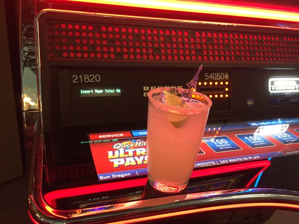 ラスベガスの夜は大人の街に ラスベガスの夜は大人の街に