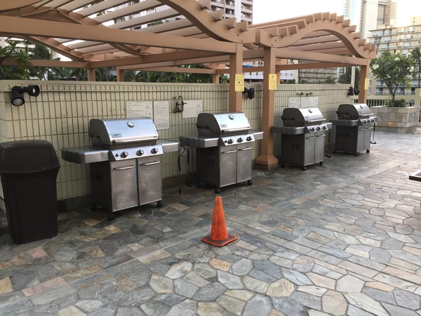ハワイでワイワイBBQ(^ω^) ハワイでワイワイBBQ(^ω^)