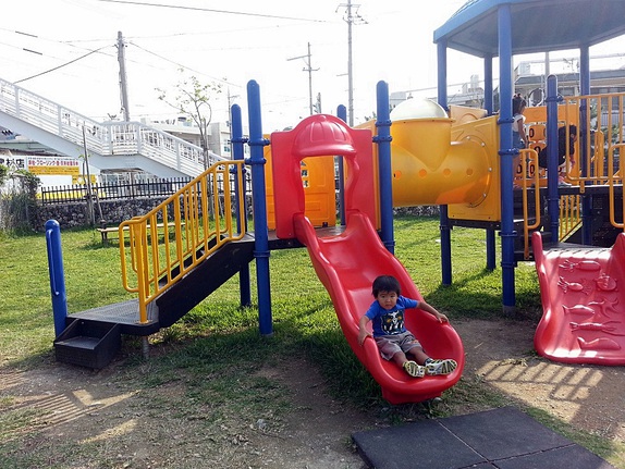 比屋良川公園 コンビネーション遊具