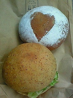 チキンサンド&ジェノベーゼ(*゚▽゚)ノ