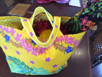 かわいいハワイアンBAG!!
