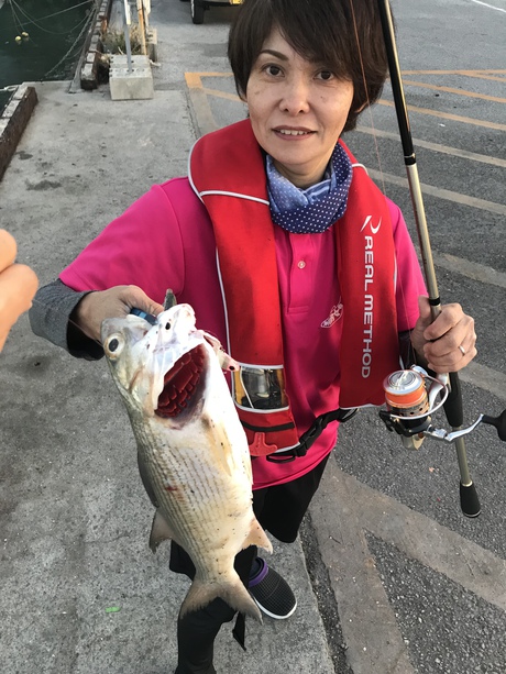沖縄釣女会１１月の定例釣行会