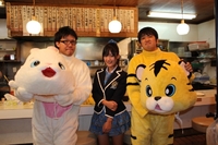 2011年12月06日