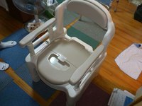 ポータブルトイレ＆歩行器 2012/05/18 08:29:57