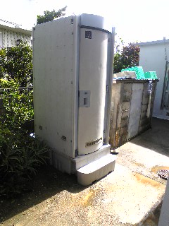 仮設トイレ