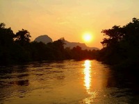 タイの保険会社ＣＭ 2007/11/25 18:07:56