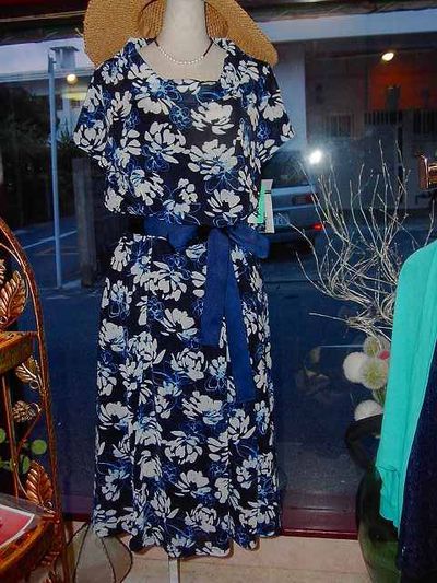 ワンピース入荷