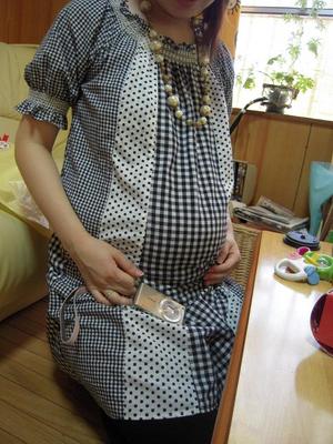 臨月のお腹