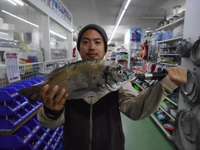 令和元年12月1日 豊嶋 大樹さん/チヌ 45cm、1.65kg 2019/12/18 12:00:00