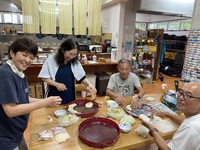 みんなで包むと楽しいね