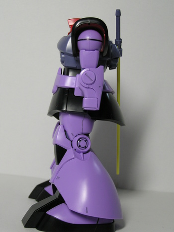 半スミ入れドム/リックドム[コンパチ]（1/144HGUC）