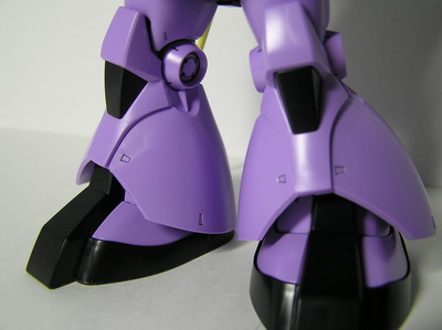 半スミ入れドム/リックドム[コンパチ]（1/144HGUC）