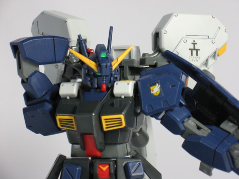 完成　ヘイズル2号機[アーリータイプ]（1/144HGUC）