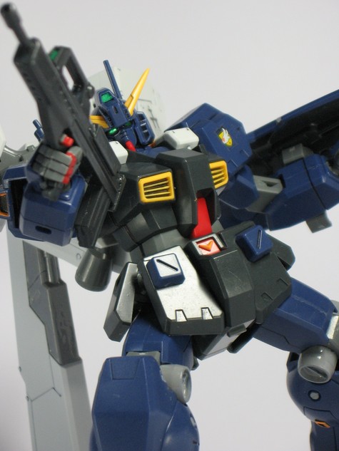 完成　ヘイズル2号機[アーリータイプ]（1/144HGUC）