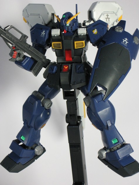 完成　ヘイズル2号機[アーリータイプ]（1/144HGUC）