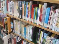 OIC沖縄国際センター内図書館 2012/09/25 13:46:00